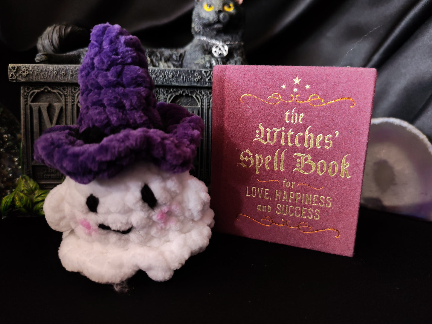 Crochet Ghost Buddy - Weenie