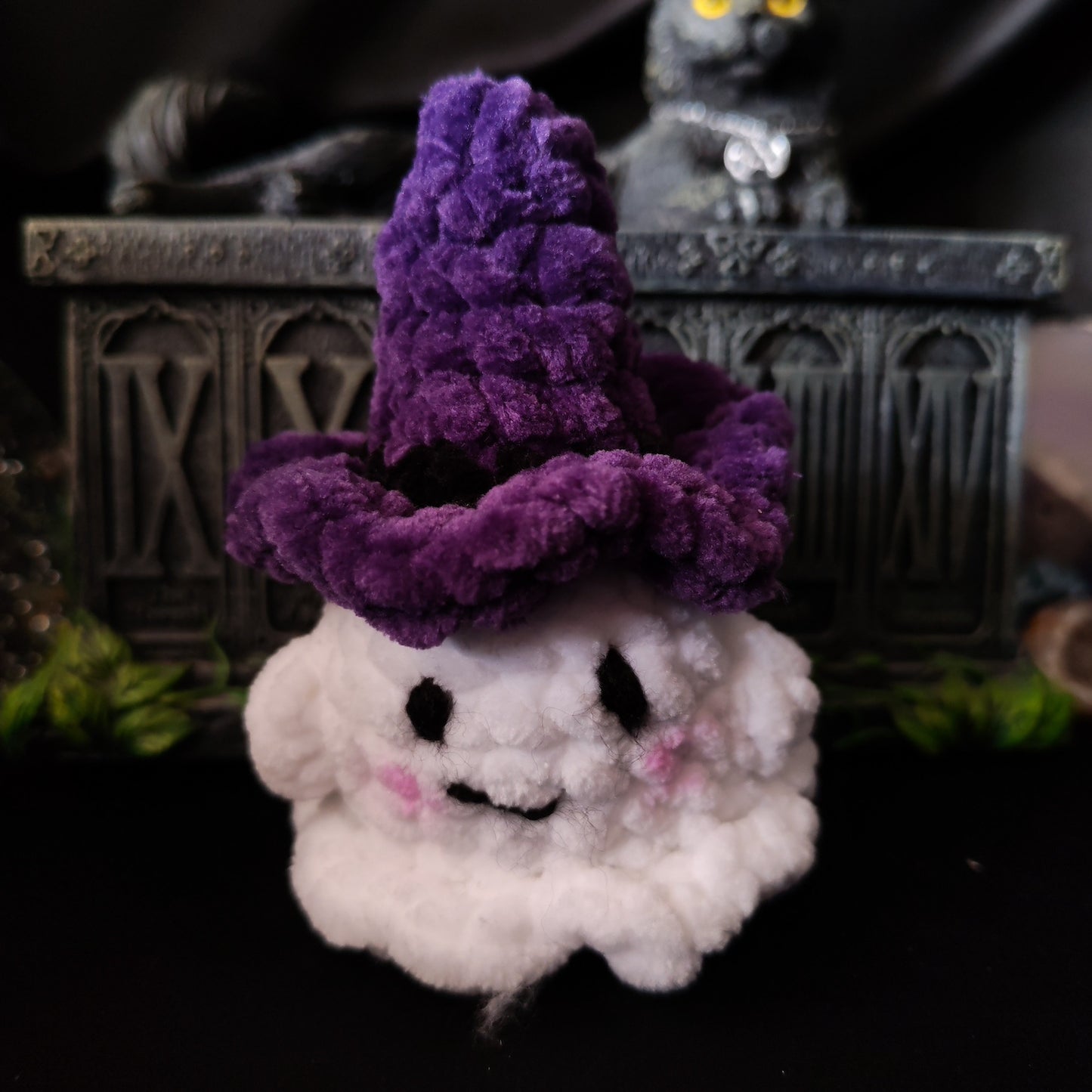 Crochet Ghost Buddy - Weenie