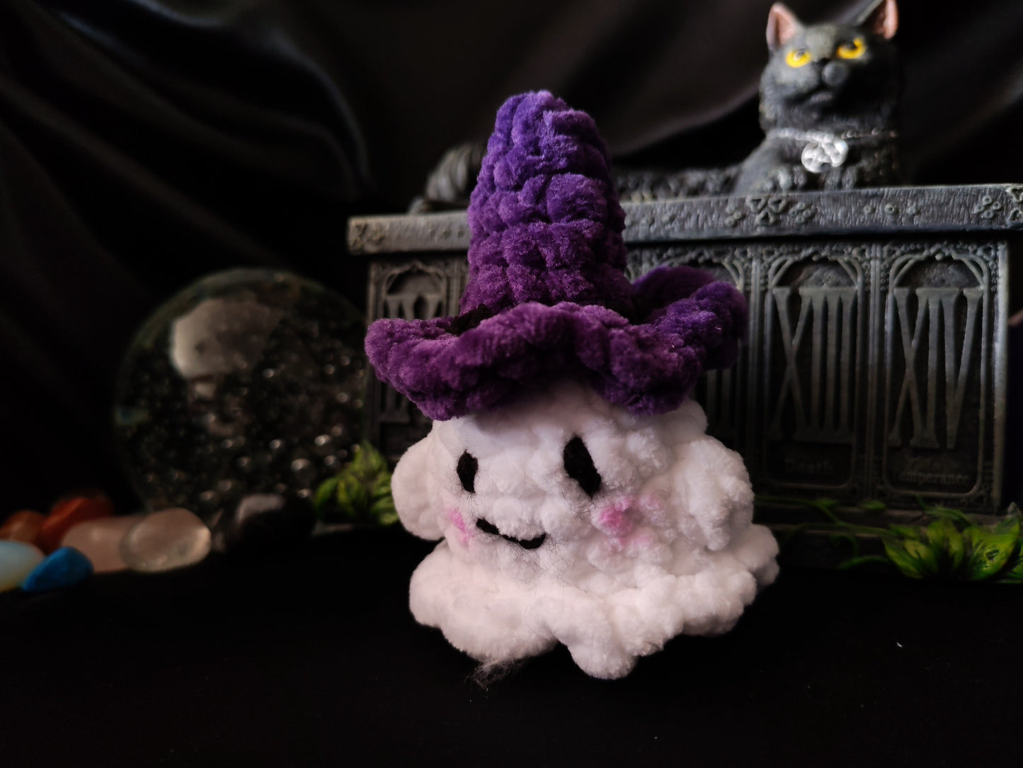 Crochet Ghost Buddy - Weenie